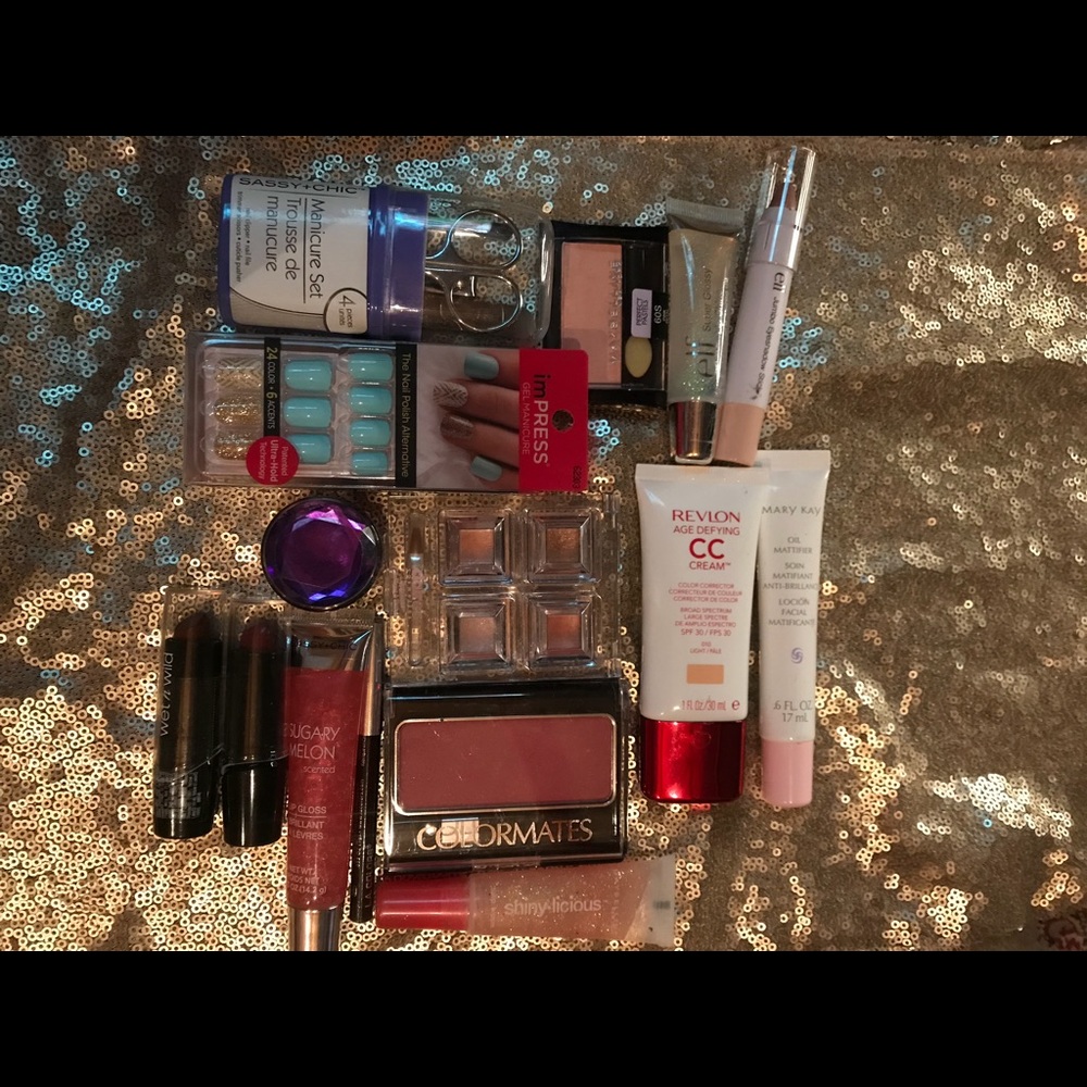 Make up bundle values over $50.00 all new